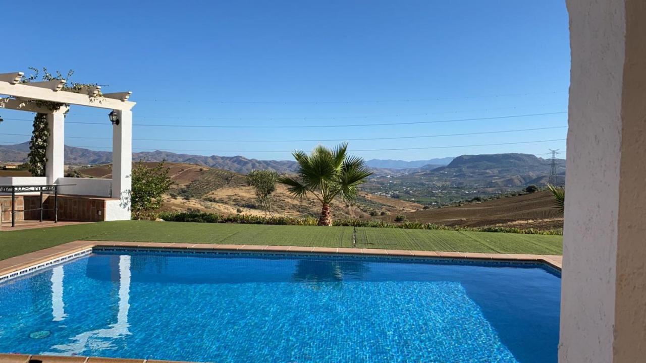 Cortijo Las Palmeras El Chorro อะโลรา ภายนอก รูปภาพ